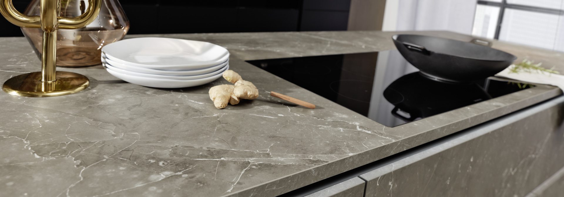 Manhattan Marmor Grau / Phoenix Schwarz Softmatt