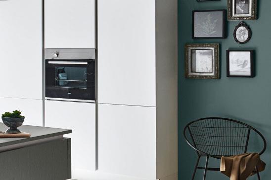 Cuisine Nolte Thonon Ilot Minimaliste Sans Poignee